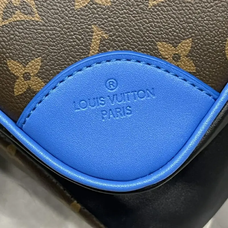 louis vuitton lv aaa homme sac a dos  s_121146b4